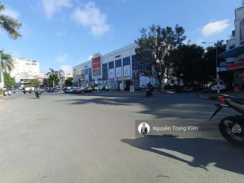 Bán nhà mặt tiền đường số lâm văn bền, 50m2, chính chủ đẹp, đủ tiện ích. giá chỉ hơn 10 tỷ