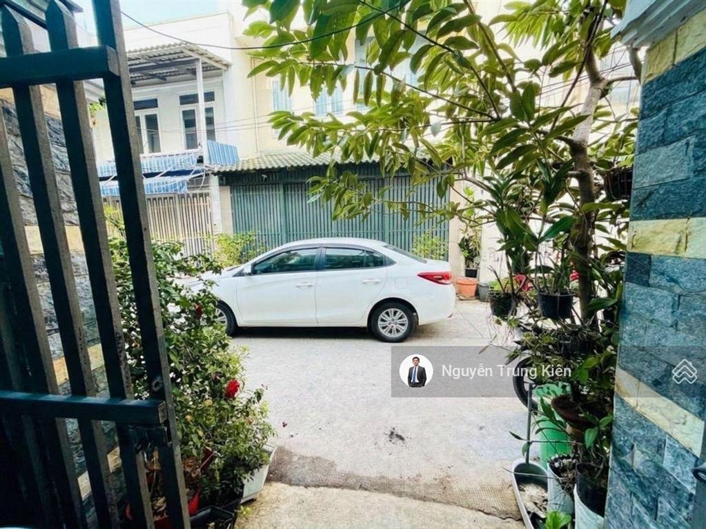 Bán nhà mặt phố gần lê văn lương, đh rmit, 80m2, ngang hiếm 6m
