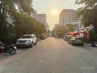 Bán gấp gấp biệt thự 208 mỹ hoàng  mặt tiền đường phạm thái bường  phú mỹ hưng  quận 7 giá 98 tỷ