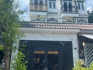 Bán nhà mặt tiền đường 20m huỳnh thị đồng nhà bè sát quận 7. dt 4x21m 3 lầu st giá 10.5 tỷ tl