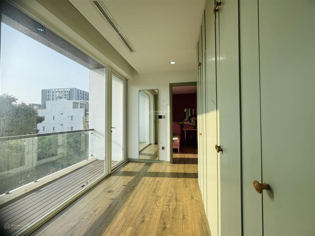 Nhà phố jamona golden silk  250m2, full nội thất  giá 42 triệu/tháng