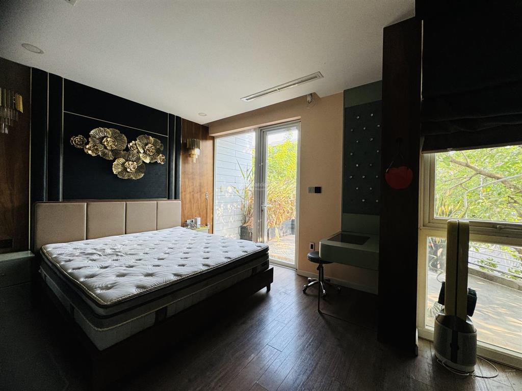 Nhà phố jamona golden silk  250m2, full nội thất  giá 42 triệu/tháng