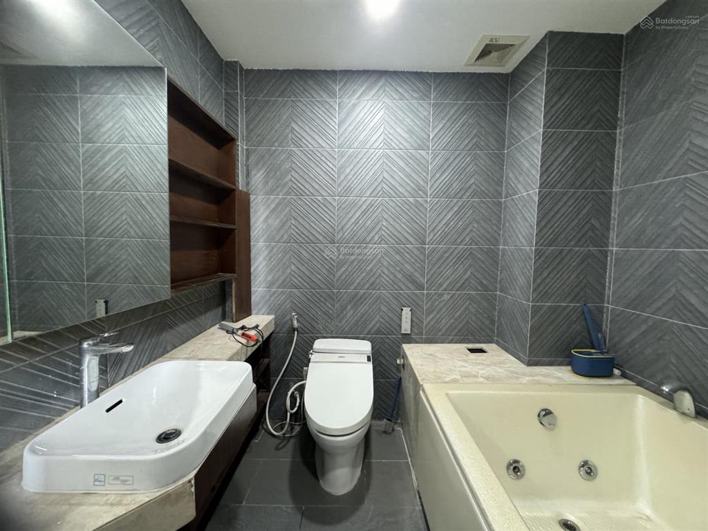 Cho thuê bt tại jamona golden silk, 40 triệu vnd, 250m2, giá cực chất chỉ với