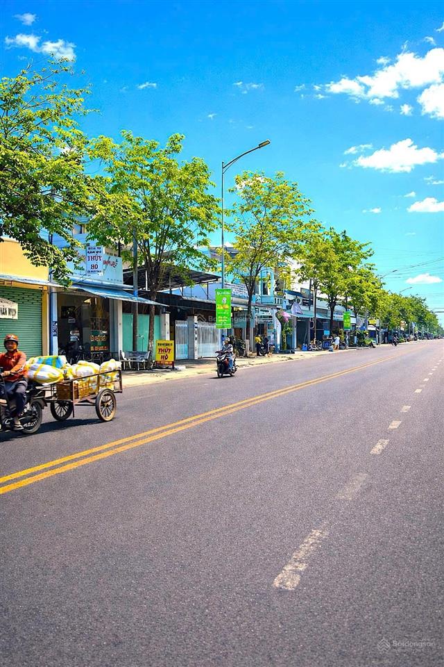 Chính chủ bán nhà mặt tiền châu văn liêm tây ninh  680m2