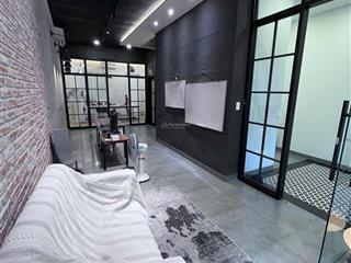 Mặt bằng văn phòng 55m2 quận 7  có sẵn máy lạnh  giá 15 triệu/tháng  0909 082 *** em nhi