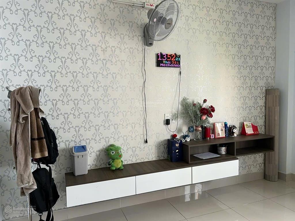 Nhà nguyên căn kdc phú mỹ  225m2, 1 trệt 3 lầu. giá thuê 20 triệu/tháng   0909 082 ***