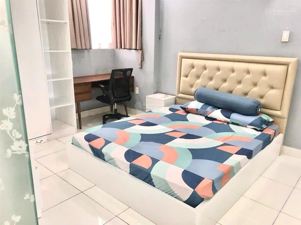 Cho thuê nhà phố kdc hoàn cầu  250m2, full nội thất. giá 30 triệu/tháng