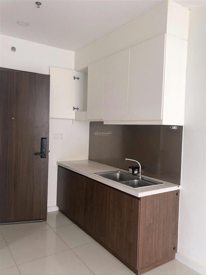 Bán căn studio central giai việt 33m2 tầng 9 view q.1 phú mỹ hưng giá 2.19 tỷ.  0906 435 ***