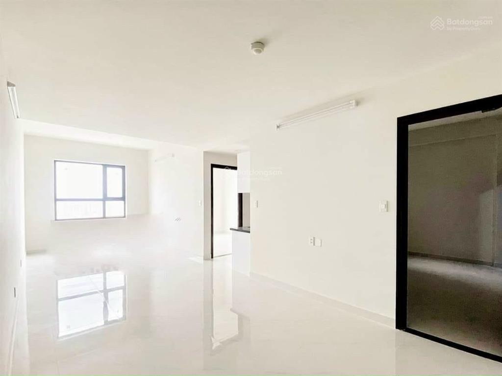 Bán căn green river có sổ, 65m2 2pn tầng đẹp giá 2,75 tỷ, chốt nhanh trong tuần. 0906 435 ***