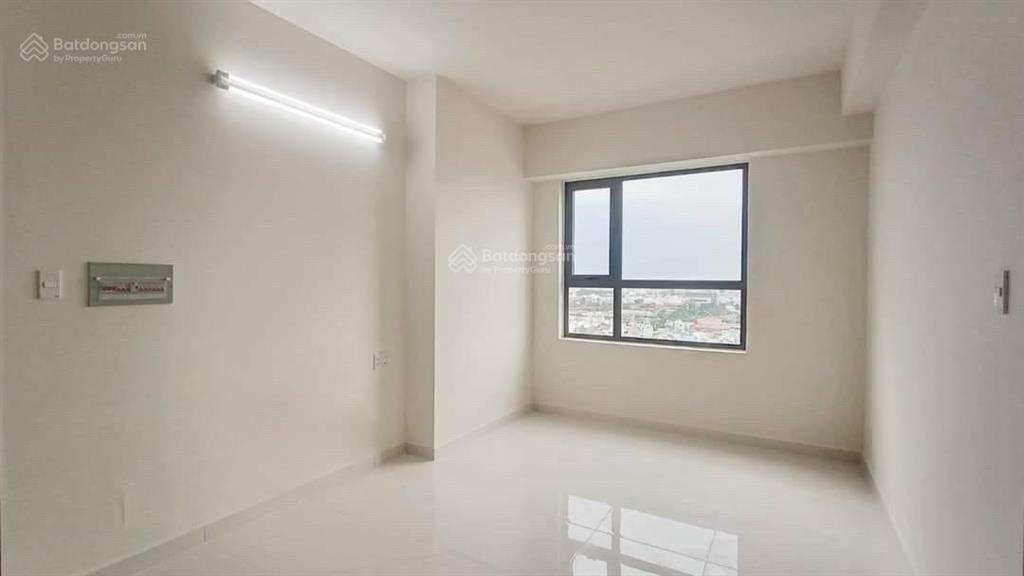 Bán căn green river có sổ, 65m2 2pn tầng đẹp giá 2,75 tỷ, chốt nhanh trong tuần. 0906 435 ***
