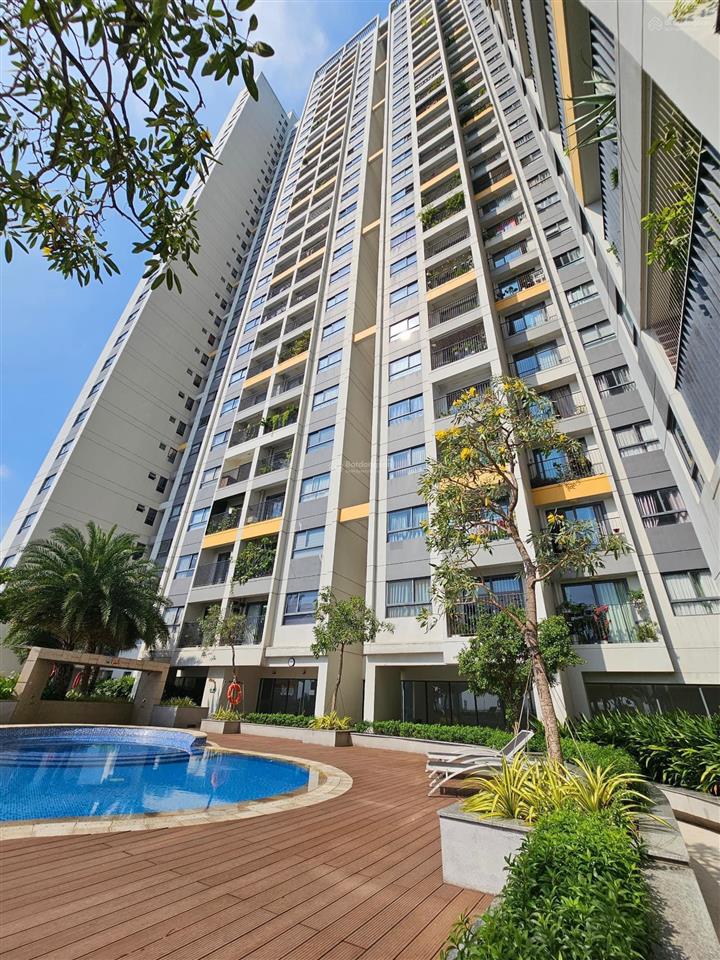 Bán căn hộ pegasuite 68m2 2pn full nội thất như hình giá 4,35 tỷ thương lượng.  0906 435 ***