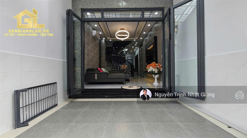 Nhà phố quận 7 đẹp sang trọng hiện đại full nội thất cao cấp