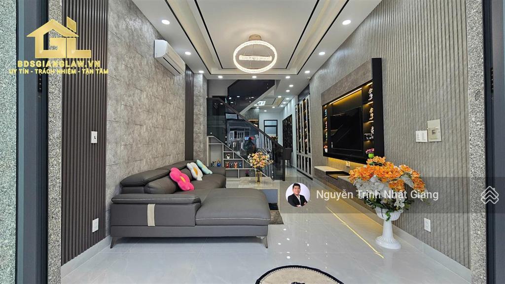 Nhà phố quận 7 đẹp sang trọng hiện đại full nội thất cao cấp