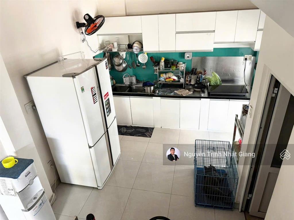Bán nhà phố góc 2 mặt tiền đường trước nhà 10m