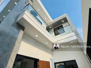 Bán góc 2 mặt tiền gần chợ trường học vị trí liền kề phú mỹ hưng