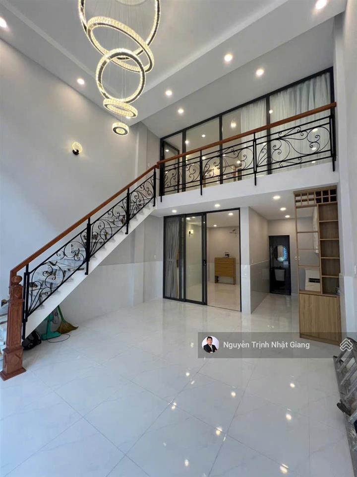 Mặt tiền đường số 5 phường tân phú quận 7 cách chợ tân mỹ 70m