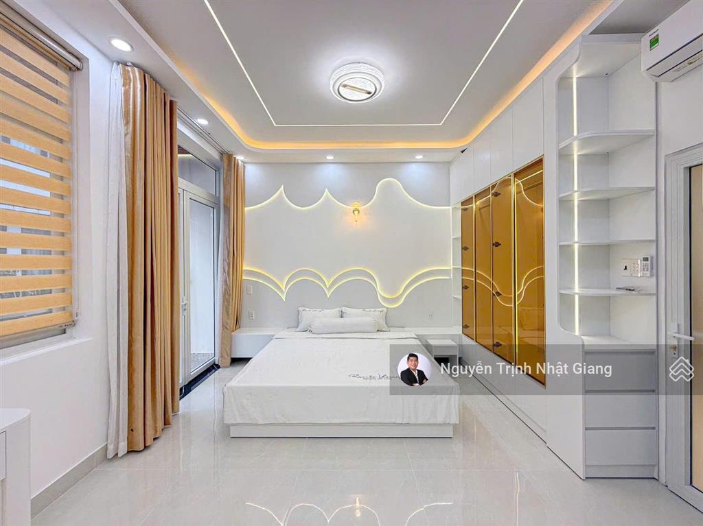 Siêu phẩm nhà phố hiện đại liền kề phú mỹ hưng tặng full nội thất