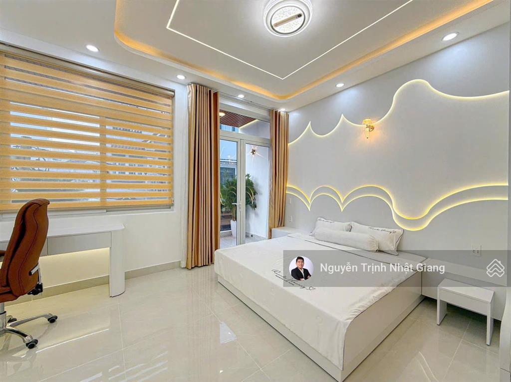 Siêu phẩm nhà phố hiện đại liền kề phú mỹ hưng tặng full nội thất