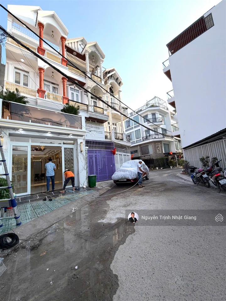 Bán nhà phố 4 tầng khu huỳnh thị đồng vip nhất nhà bè