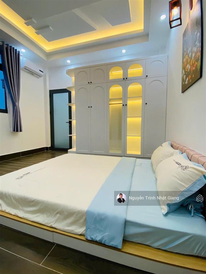 Nhà phố cạnh mặt tiền huỳnh tấn phát chỉ 50m