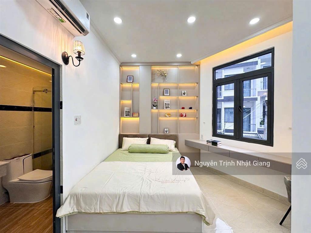 Góc 2 mặt tiền thoáng mát khu dân cư chỉnh trang nhiều cây xanh