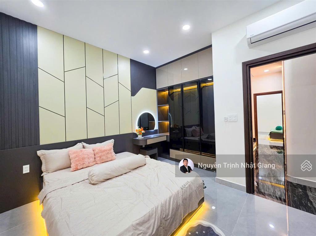Bán nhà phố đường số kdc tân thành lập full nội thất