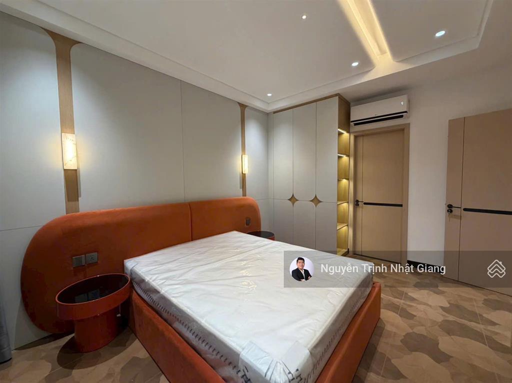 Mới lên sóng căn nhà phố hiện đại sang trọng khu vip quận 7
