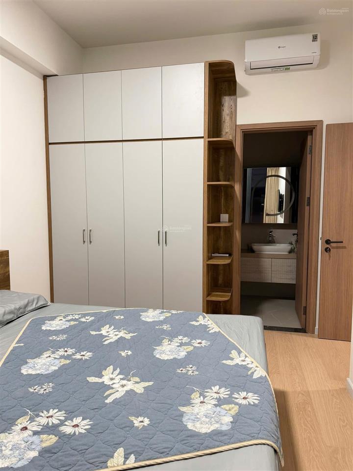 Bán căn 2pn view biệt thự full nội thất the aurora phú mỹ hưng   0939 949 ***  em tú