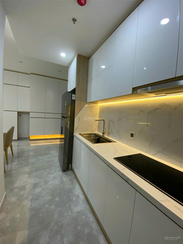 Bán căn 2pn view sông tại midtown m8 the peak phú mỹ hưng   0939 949 ***