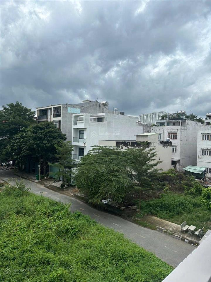 Bán gấp nhà kdc phú lợi diện tích 4.5x15, 1 trệt, 1 lầu 3pn, 2toilet đã hoàn công full nội thất