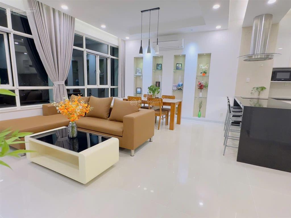 Duy nhất 1 căn penhouse bán ra giá tốt view quận 1, pmh cực đẹp