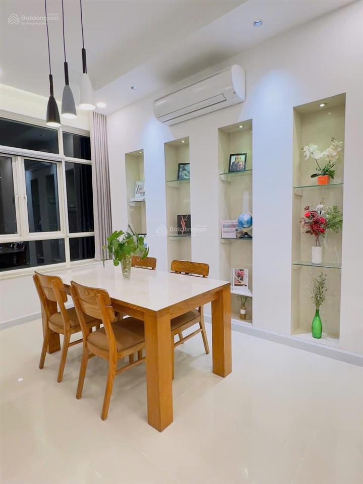 Một trong số ít 1 căn penhouse bán ra giá tốt view quận 1, phú mỹ hưng cực đẹp