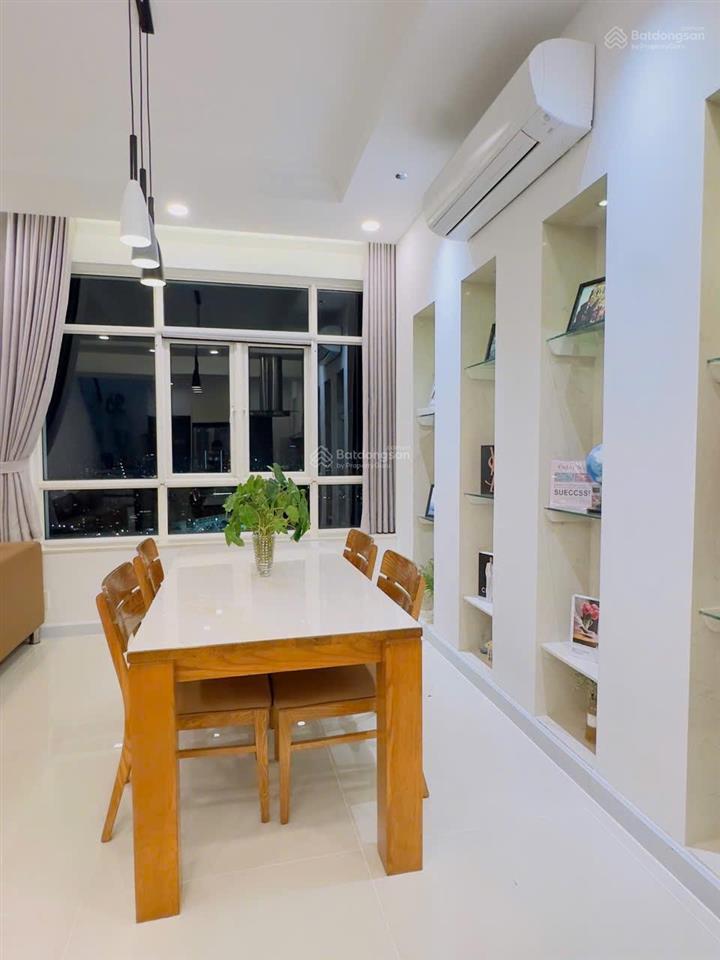 Một trong số ít 1 căn penhouse bán ra giá tốt view quận 1, phú mỹ hưng cực đẹp