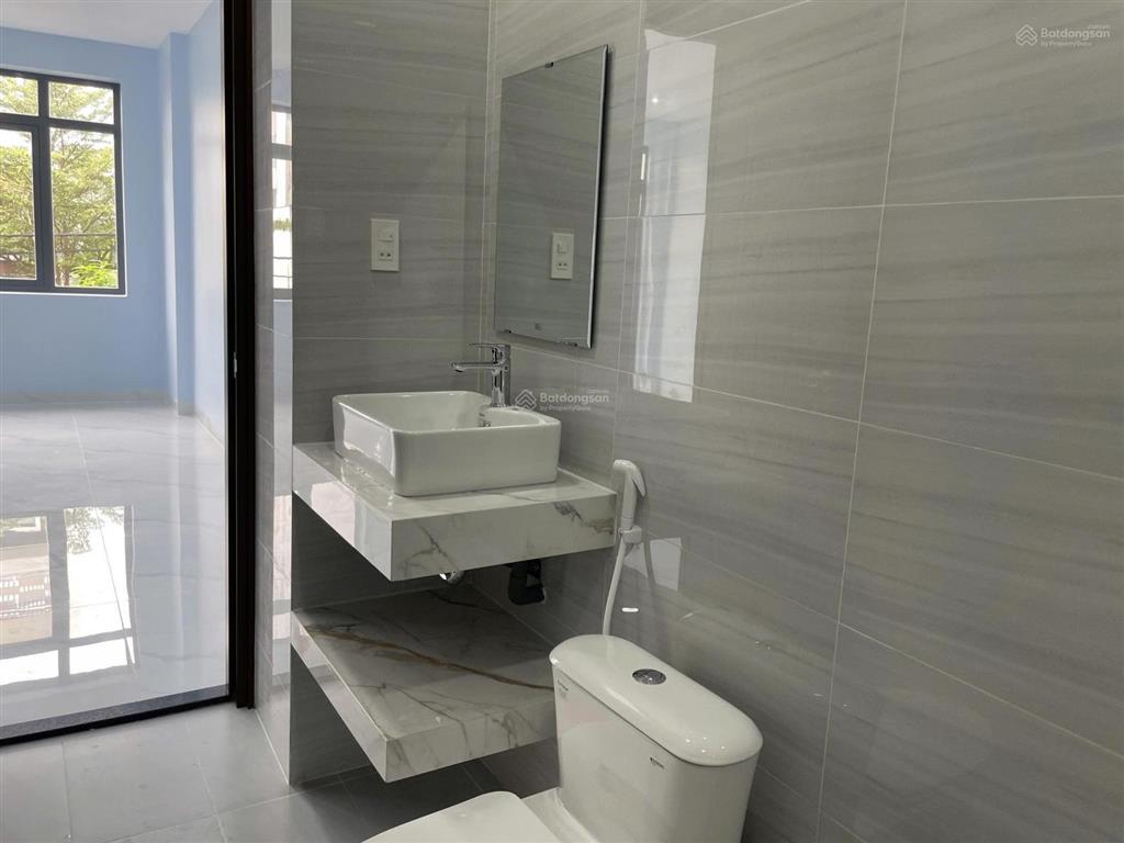Nhà ngộp mới xây đã hoàn công 4pn, 4wc tại phú lợi, 110m2, giá siêu hời 8ty mới toanh