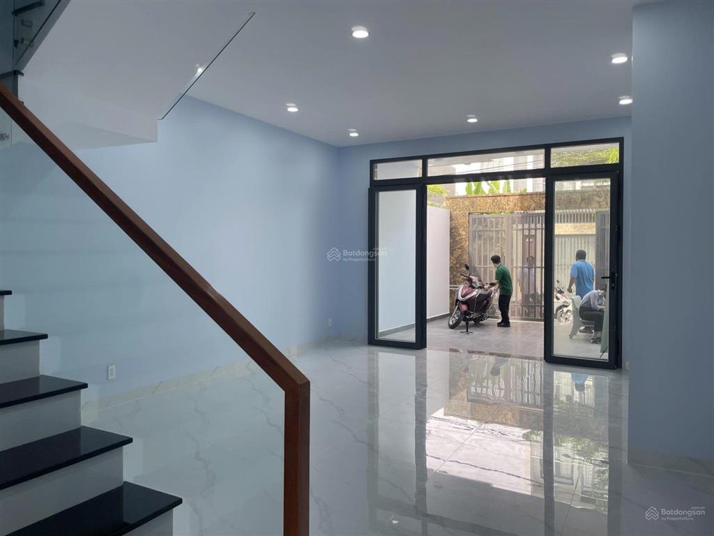 Nhà ngộp mới xây đã hoàn công 4pn, 4wc tại phú lợi, 110m2, giá siêu hời 8ty mới toanh
