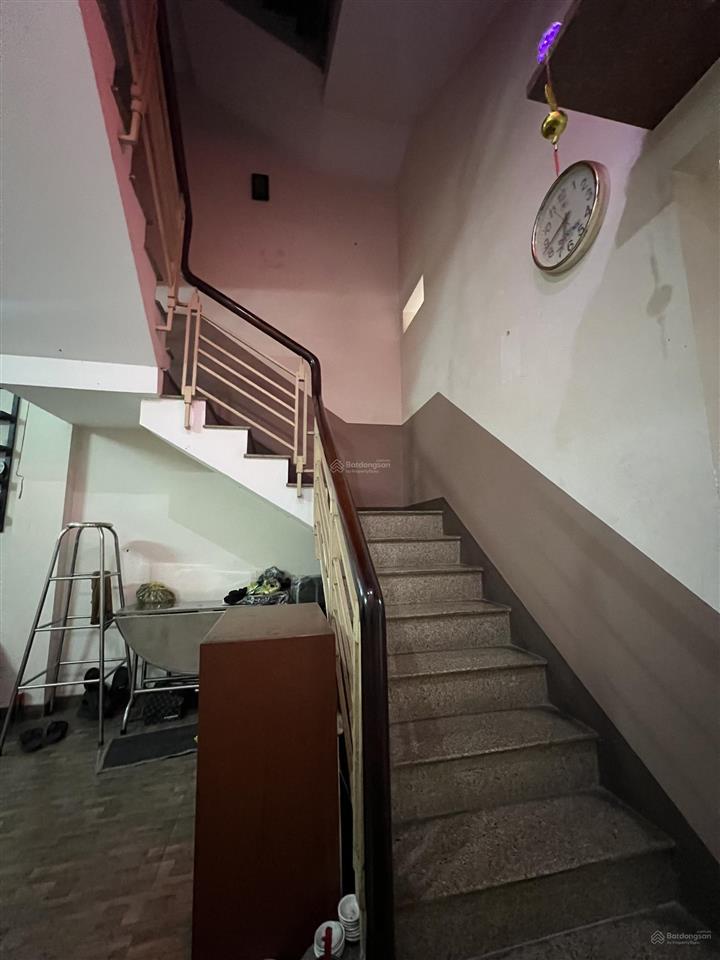 Nhà kdc phú lợi 4x20 xây 1 trệt 2 lầu sân thượng giá 6 tỷ 5
