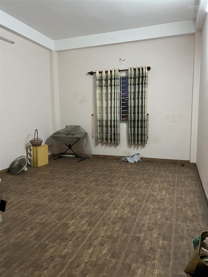 Nhà kdc phú lợi 4x20 xây 1 trệt 2 lầu sân thượng giá 6 tỷ 5