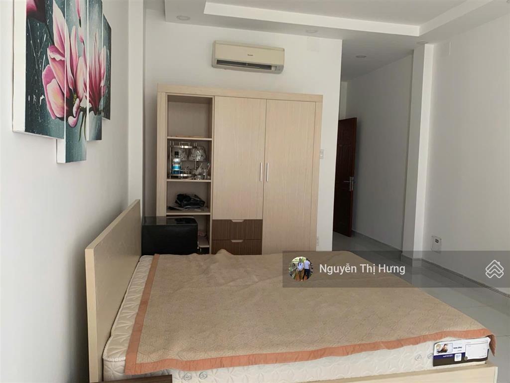 Cho thuê nhà phố khu công ích phạm hữu lầu q74x18m,3l,4pn,6wc+ntcbgiá  22tr / tháng.