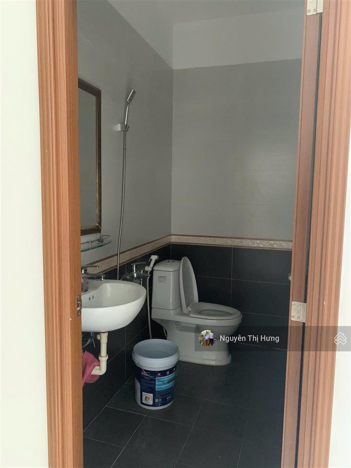 Cho thuê nhà phố khu công ích phạm hữu lầu q74x18m,3l,4pn,6wc+ntcbgiá  22tr / tháng.