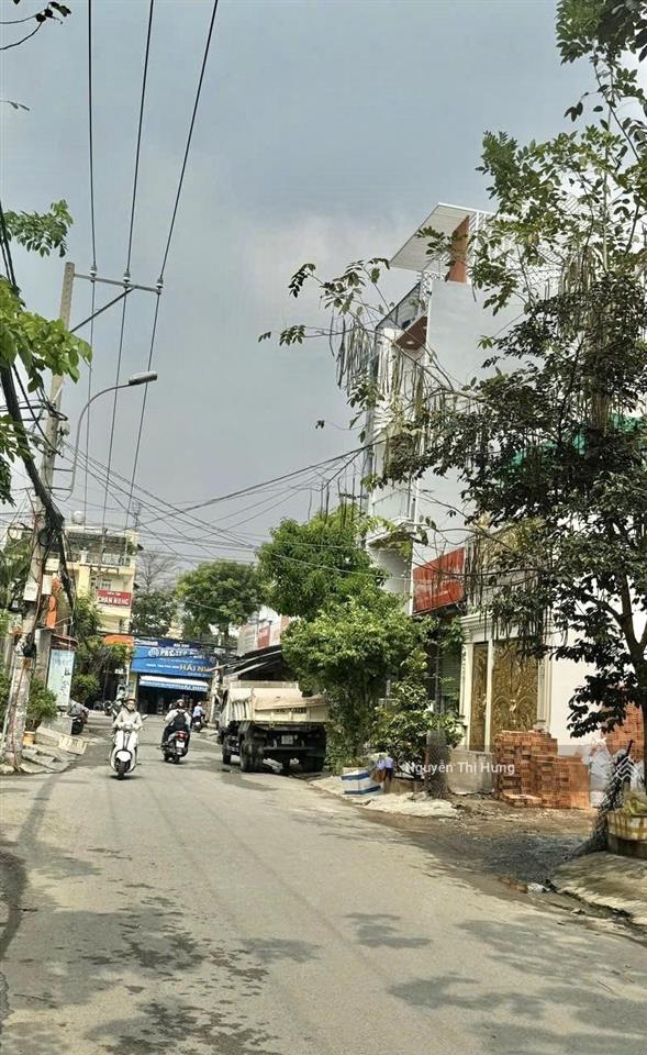 Cho thuê nhà phố khu đường số phạm hữu lầu q75x15m,1l,2pn,ở và mở vpgiá thuê  15tr / tháng.