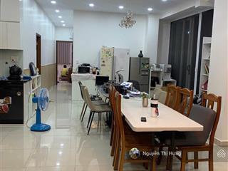 Bán căn hộ sân vườn belleza q7116m2, 3pn, sân vườn rộng 150m2, nhà mới, sổ hồng  giá 6.9 tỷ.