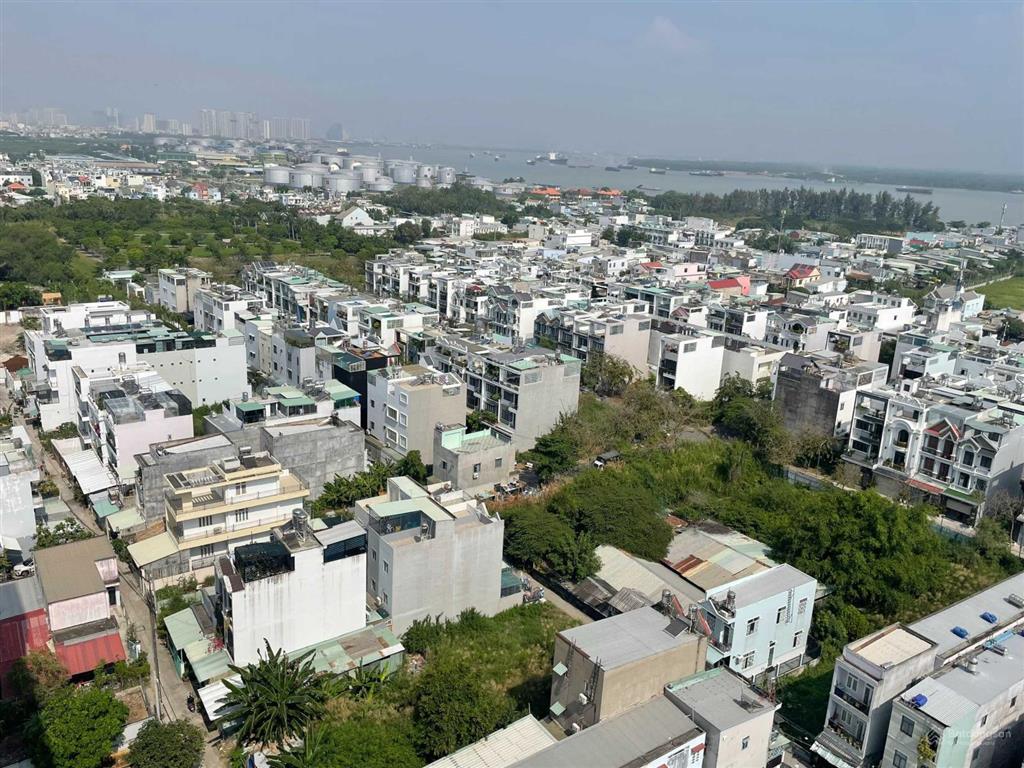 Bán căn hộ view sông, tầng cao, có nội thất