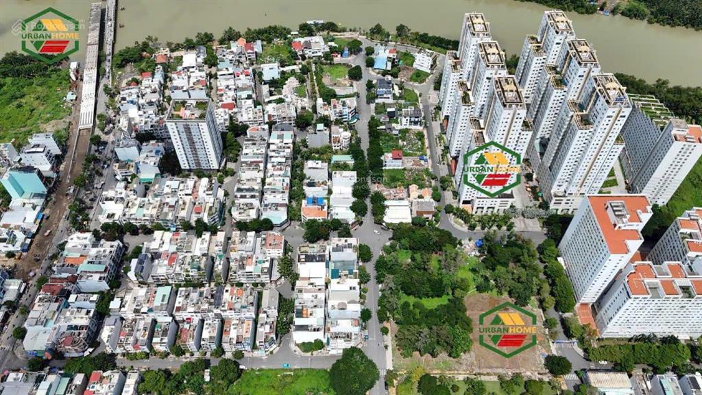 Bán đất sổ đỏ sẵn trao tay mặt tiền đường số 2 20m, 107.5m2 đẹp xuất sắc