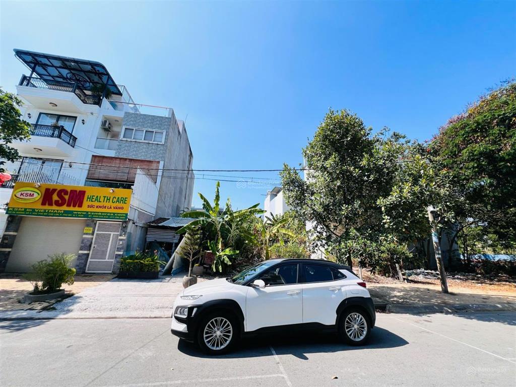 Bán đất sổ đỏ sẵn trao tay mặt tiền đường số 2 20m, 107.5m2 đẹp xuất sắc