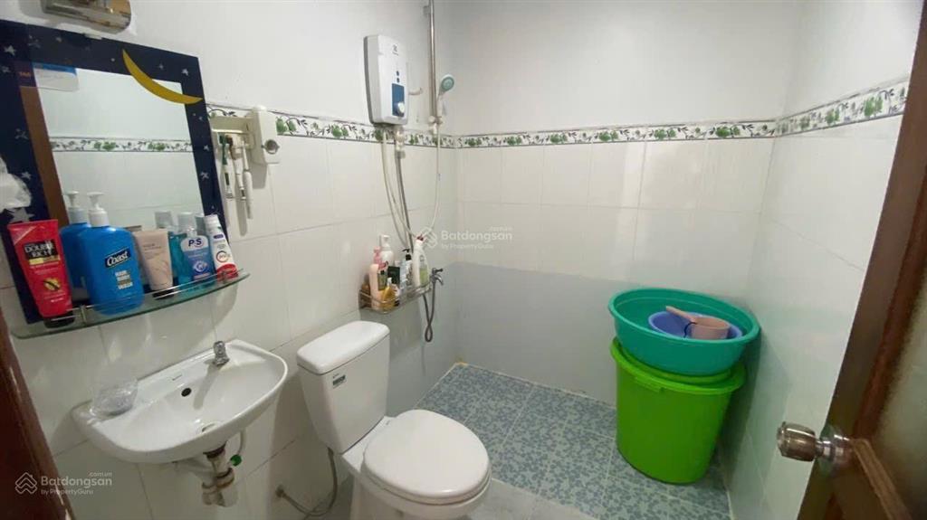 Bán căn hộ view sông nội thất siêu đẹp, nhà cực kỳ thoáng mát