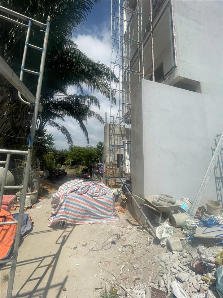 Bán đất nền khu tái định cư phú mỹ, giá ưu đãi chỉ 8,2 tỷ, 90m2 đối diện công viên