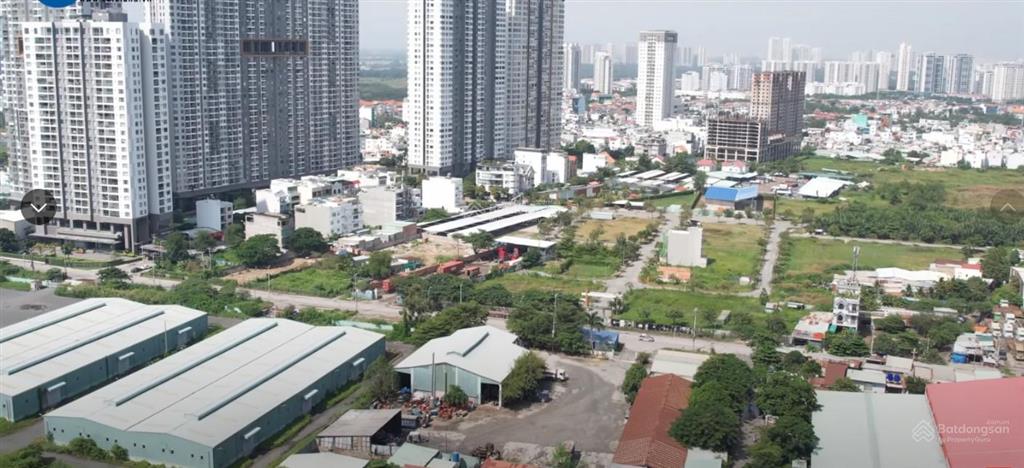 Bán đất đang xây dựng đào trí  dự án lotus residence, giá tốt khu vực