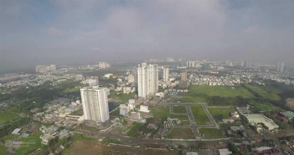 Bán đất đang xây dựng đào trí  dự án lotus residence, giá tốt khu vực