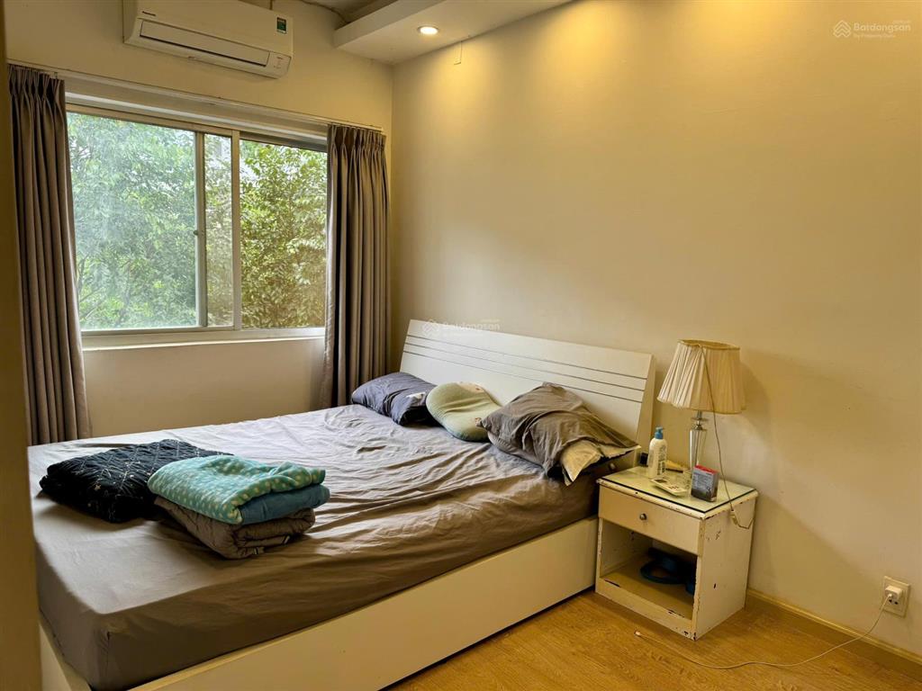 Cần bán nhanh căn hộ hưng vượng 2, view công viên thoáng mát