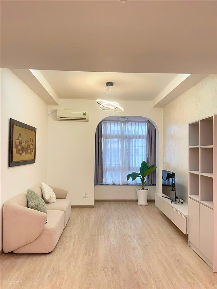 Bán căn hộ sky garden 1  trung tâm phú mỹ hưng  đang có sẵn hđ thuê 18 tr/tháng